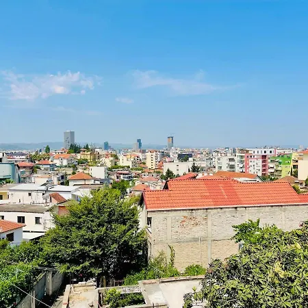 Albi Guests House Tiran