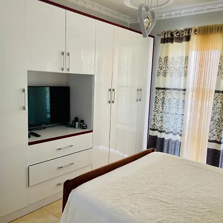 Villa Albi Guests House *