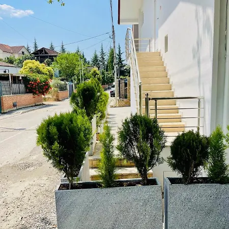 Albi Guests House * Tirana