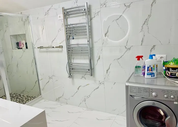 Albi Guests House Villa