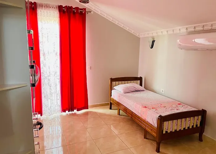 Albi Guests House Villa