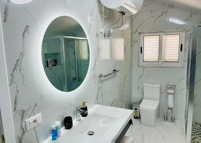 Albi Guests House Villa Tirana